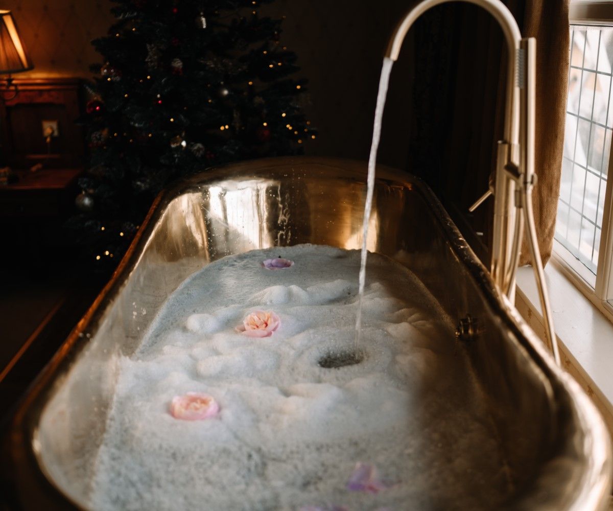 Christmas Bath