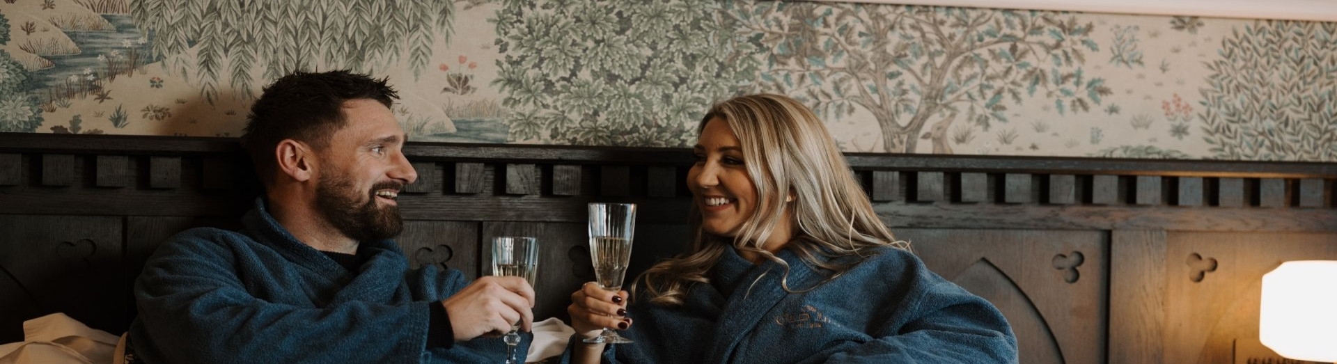 Romanticretreat cms-old-inn