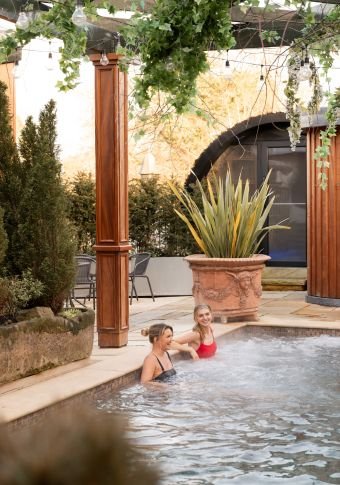 Spring image cards cms-old-inn